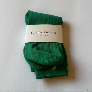LE BON SHOPPE HER SOCKS KELLY GREEN  OS NWT